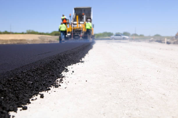 Best Gravel Driveway Installation  in Chapman, KS